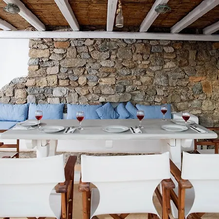 Aqua Lumen Private Pool Villa, Mykonos فيلة