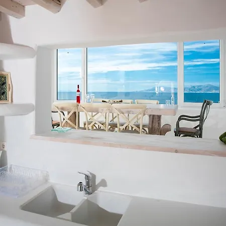 Aqua Lumen Private Pool Villa, Mykonos فيلة